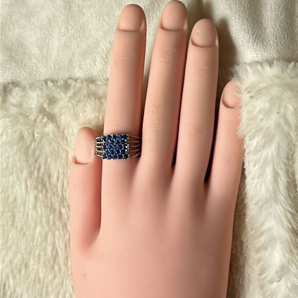 Vintage Crystal Cocktail Ring! - Picture 7 of 12